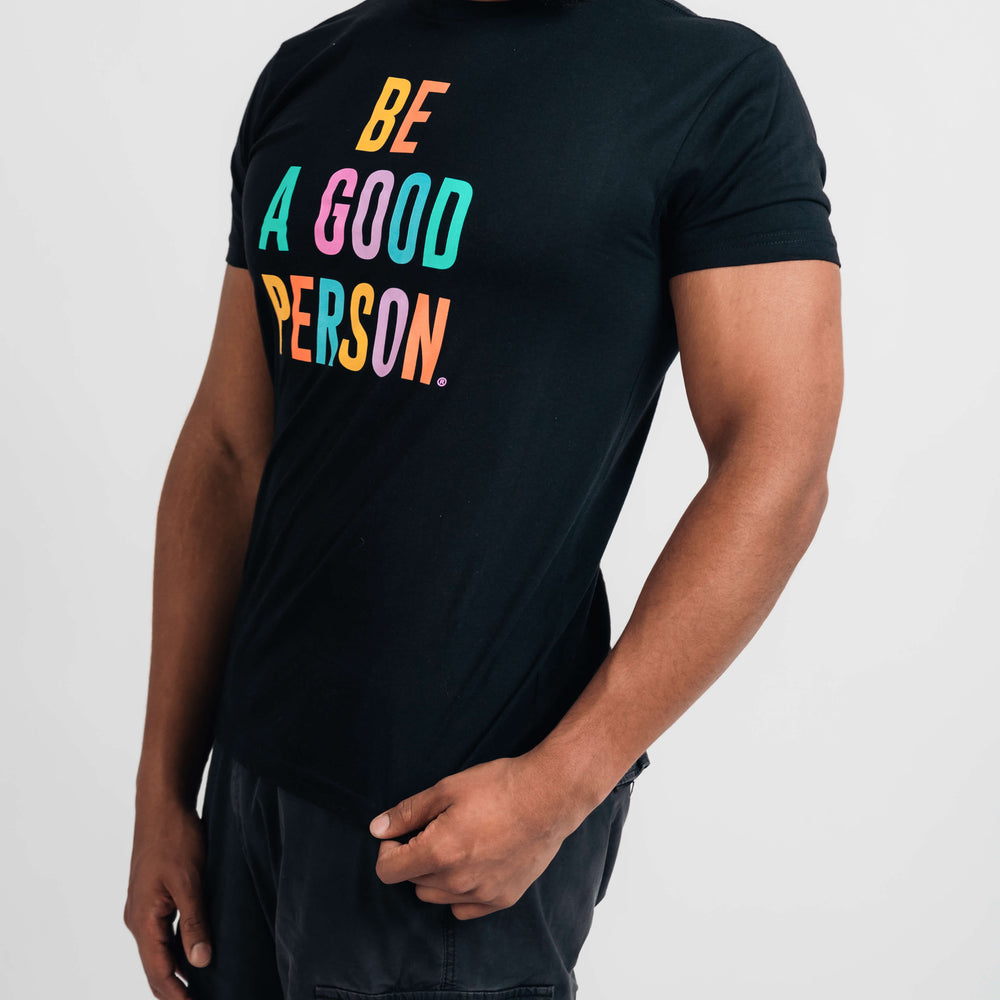 
                      
                        Signature T-Shirt - Color Spectrum
                      
                    